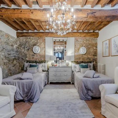 Scenic Villa In Lucca With Pool Lucca