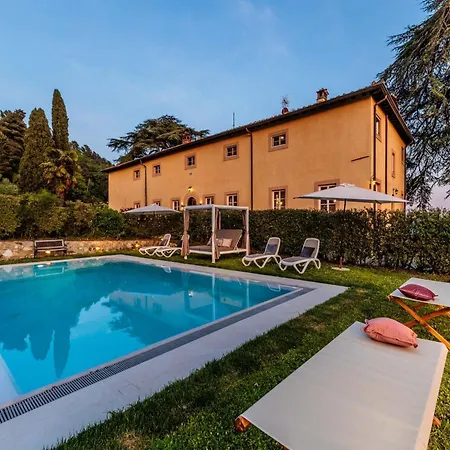 Scenic Villa In Lucca With Pool *