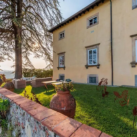 Scenic Villa In Lucca With Pool *